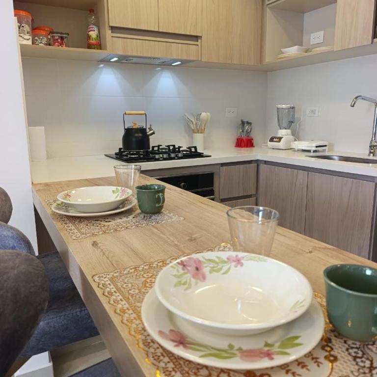 2 Piscinas en condominio y BBQ privado - Three-Bedroom Apartment - 27