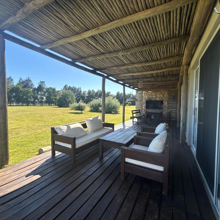 Casa en El Quijote Club de Chacras, La Barra, Punta del Este. - Three-Bedroom Villa - 11