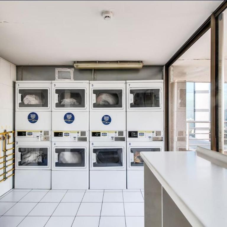 Apart Merced Home - One-Bedroom Apartment - 11