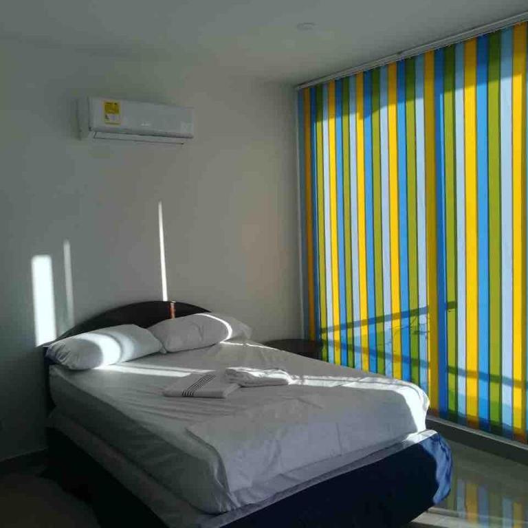 Hermosa casa en Girardot - Casa de 5 dormitorios - 30