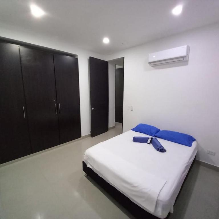 Hermosa casa en Girardot - Casa de 5 dormitorios - 32