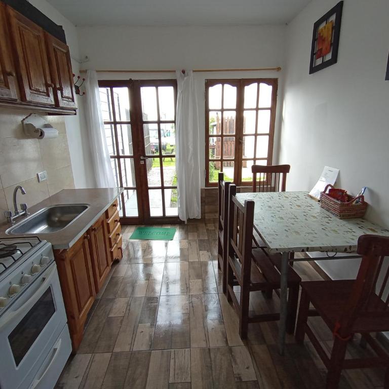 Casa parrilla patio estacionamiento - Casa con 1 dormitorio - 18