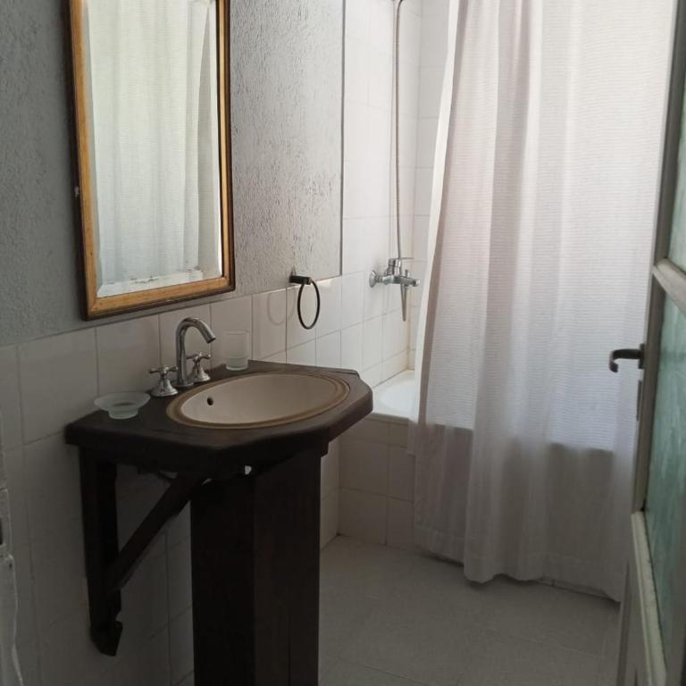 Casa con piscina privada en las sierras de Córdoba - Casa con 1 dormitorio - 10