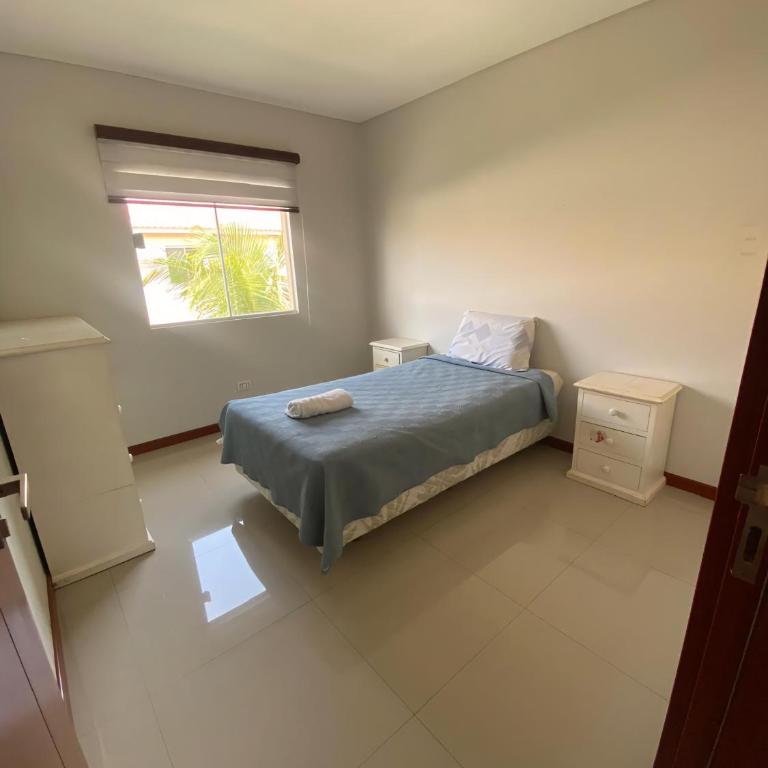 Acogedora casa - Three-Bedroom House - 15