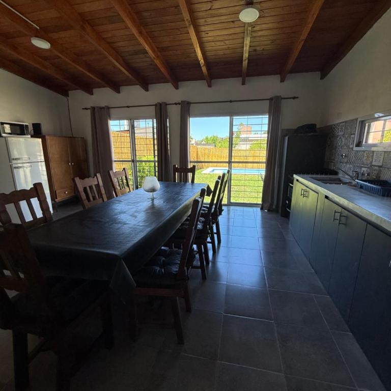 Casa con pileta a 2 cuadras del río - Casa de 2 dormitorios - 7