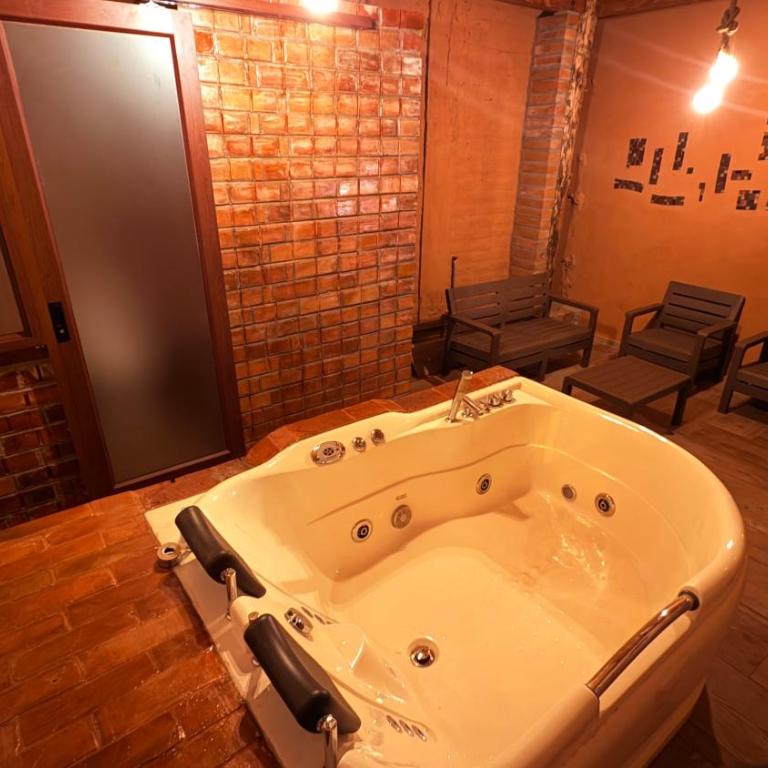 Cabaña Real con Yacuzzi rodeada de pavos reales - One-Bedroom Chalet - 2