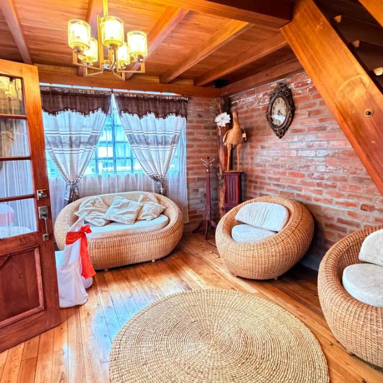 Cabaña Real con Yacuzzi rodeada de pavos reales - One-Bedroom Chalet - 8