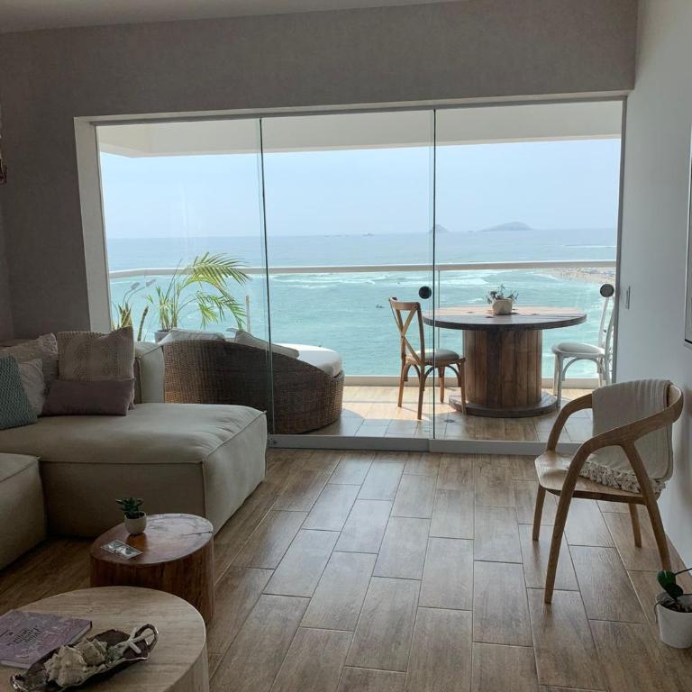 Departamento en Punta Hermosa frente al mar - Two-Bedroom Apartment - 1