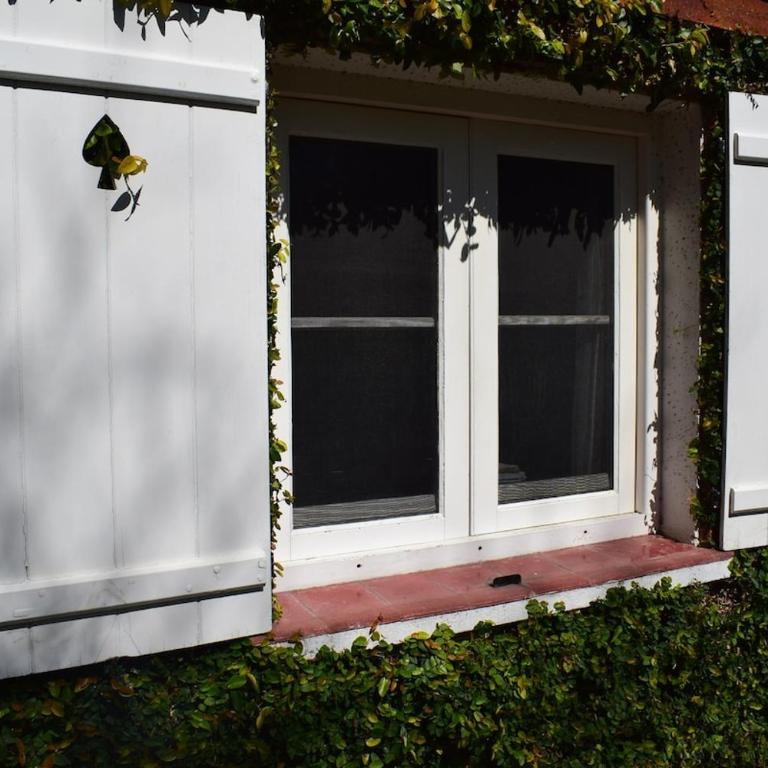 Family home in Las Delicias, garden and barbecue - Casa de 4 dormitorios - 16