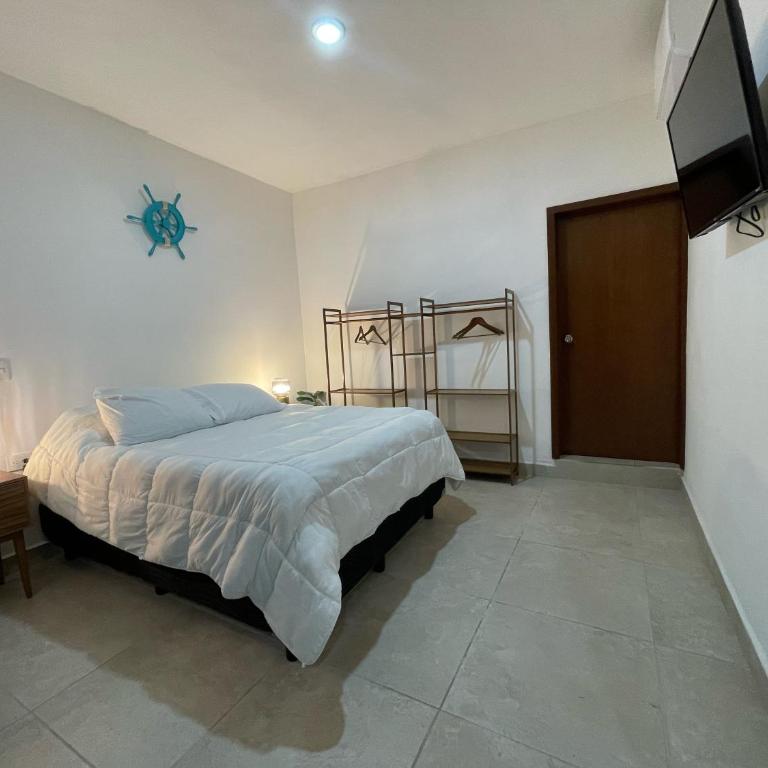 Casa DOS21 Boutique Apartments Playa Sur - One-Bedroom House - 33