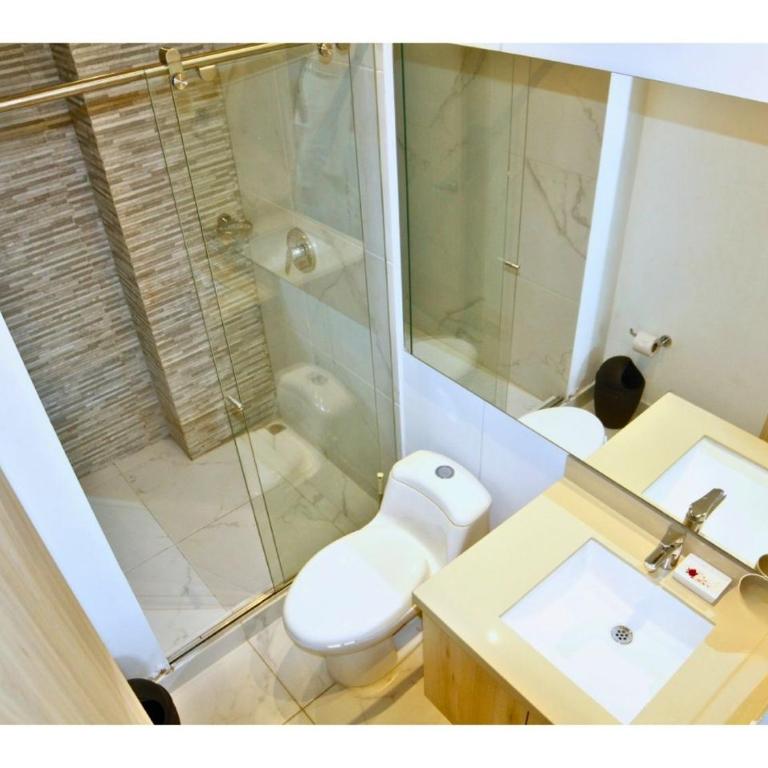 Oasis in Zona T with 2 Queen Beds, Pool, Sauna & Gym - Apartamento Superior con balcón - 20