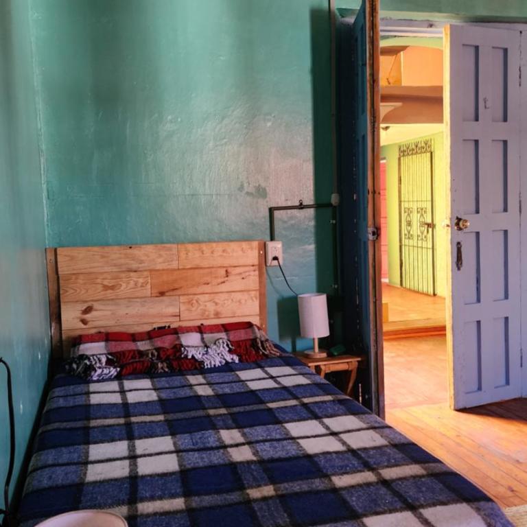 Embajada Inn - Double Room with Extra Bed - 3