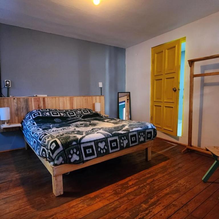 Embajada Inn - Double Room with Private Bathroom - 4
