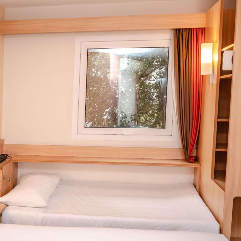 ibis Lima Larco Miraflores - Habitación Estándar - 1 cama doble y 1 individual - 2