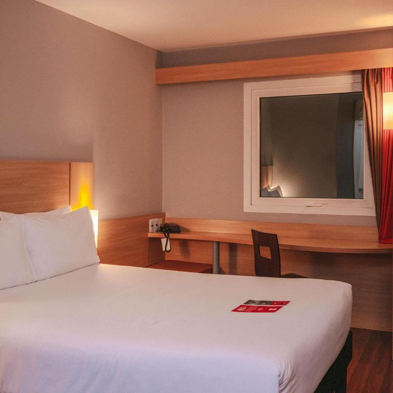 ibis Lima Larco Miraflores - Habitación Superior Plug and Play - 1 cama grande - 4