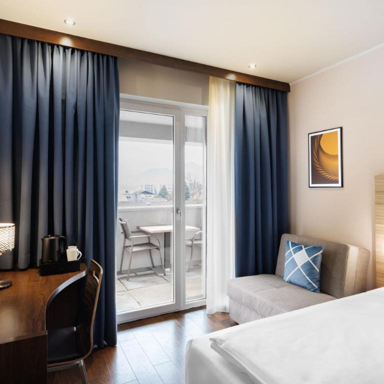 Four Points Flex by Sheraton Salzburg Messe - Standard Zweibettzimmer mit Balkon - 2