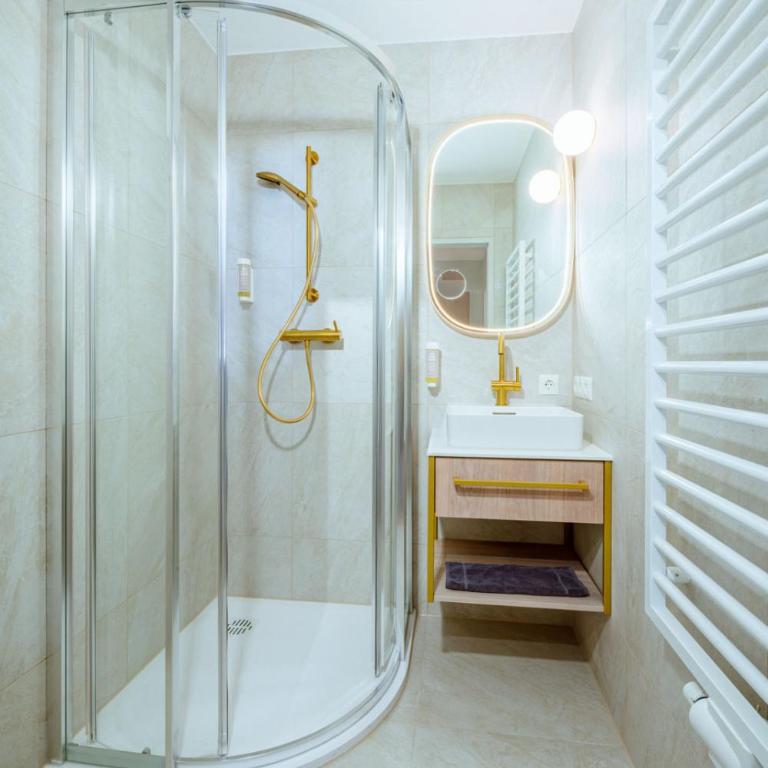 Crystls Aparthotel - Apartment Saphir - 5