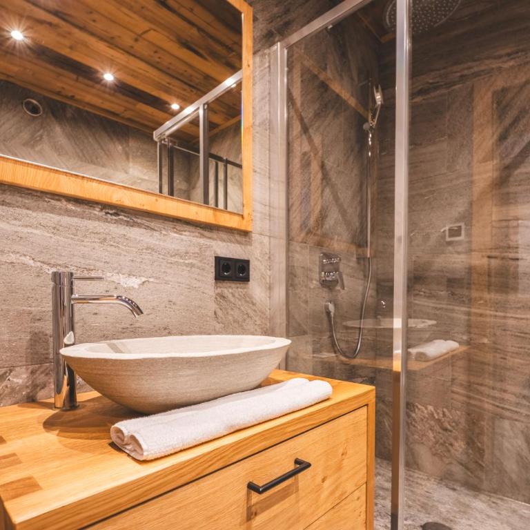 Luxury Apartment - Alpine Essence Kaprun - One-Bedroom Apartment - 10