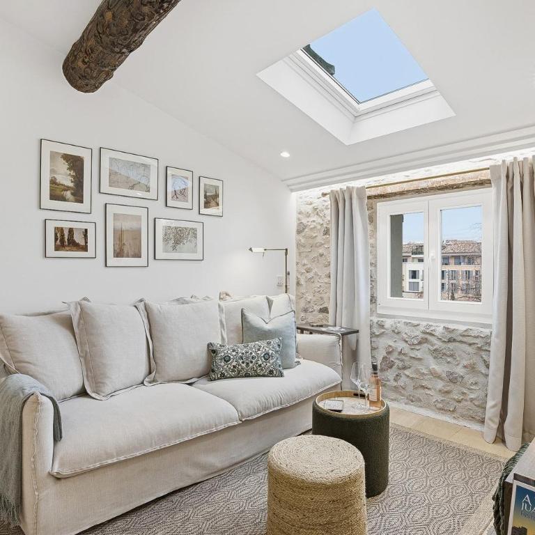 Le République Antibois - Au coeur du Vieil Antibes - Two-Bedroom Apartment - 3