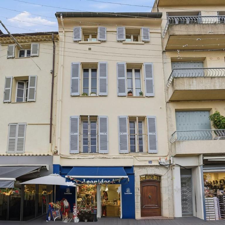 Le République Antibois - Au coeur du Vieil Antibes - Two-Bedroom Apartment - 9