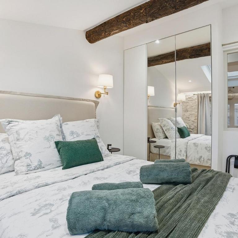 Le République Antibois - Au coeur du Vieil Antibes - Two-Bedroom Apartment - 10