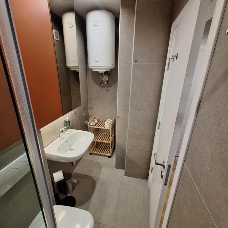 Brooklyn88 Apartment - Deluxe Double or Twin Room with City View - 31