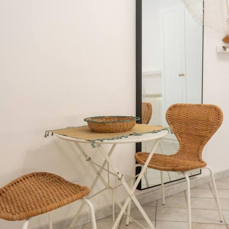Lungomare Vico 17 - One-Bedroom Apartment - 2