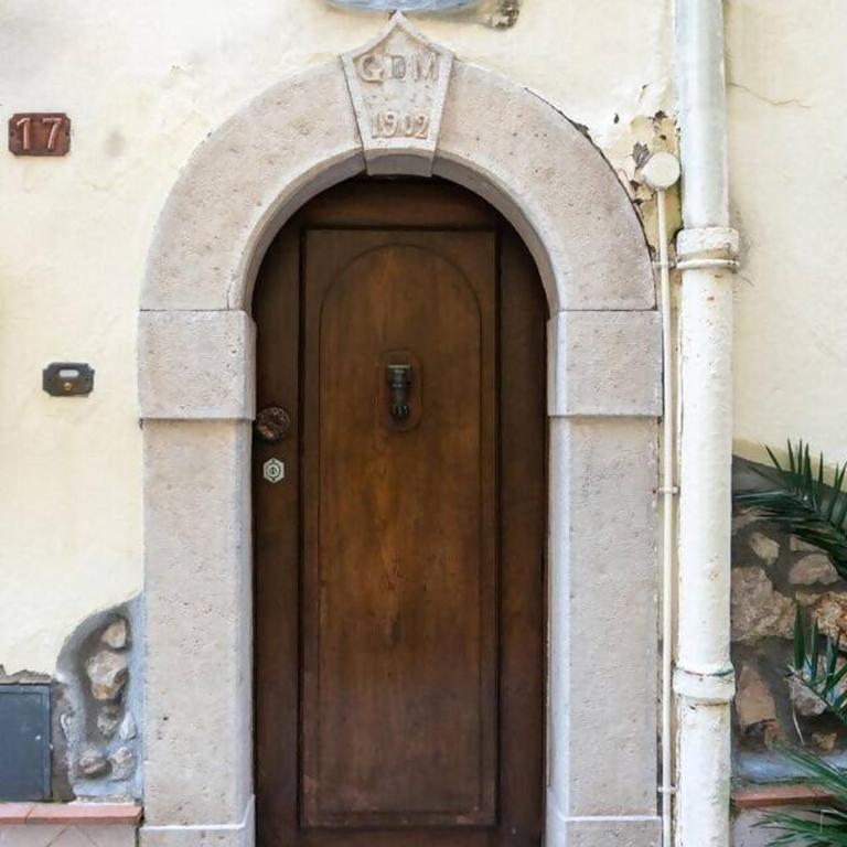 Lungomare Vico 17 - One-Bedroom Apartment - 4