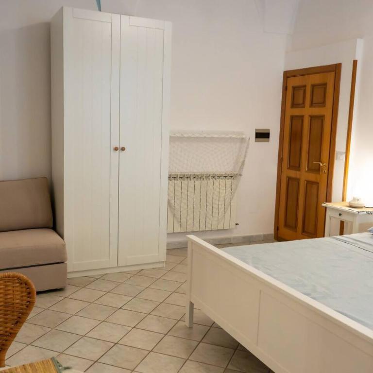 Lungomare Vico 17 - One-Bedroom Apartment - 20