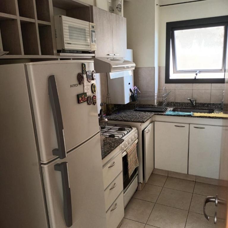 Departamento céntrico - Three-Bedroom Apartment - 20