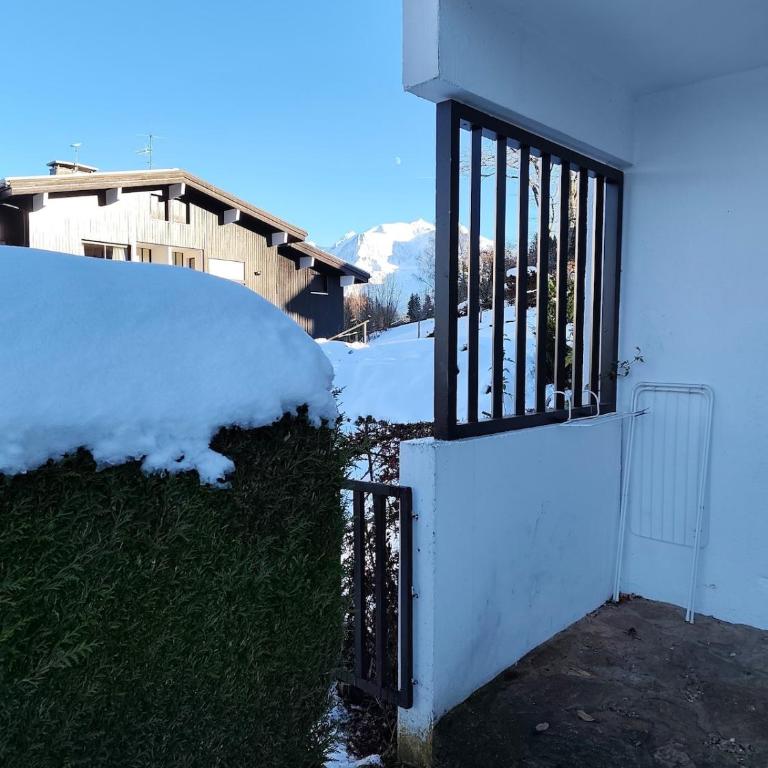 Le Nid d'Amélie Studio 4 people mountain view - Appartement - Vue sur Jardin - 16