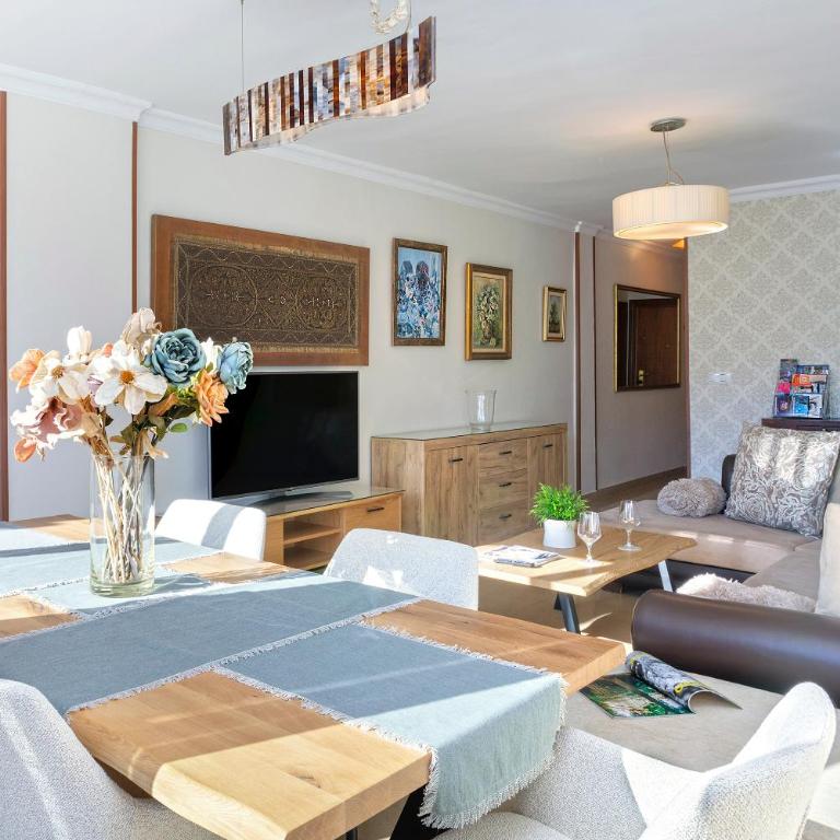Junto a la casa natal de Picasso - Apartamento de 3 dormitorios - 11