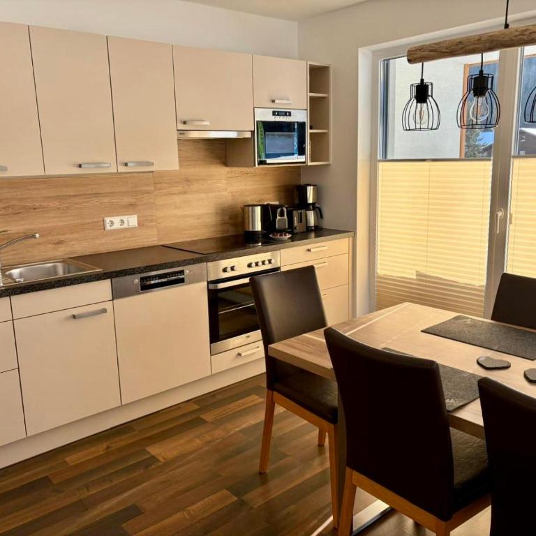 Ramsaublick - Apartment mit 2 Schlafzimmern und Badezimmer - 9
