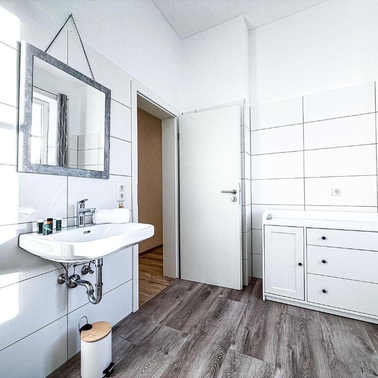 Ferienwohnung Gleis 2 - Apartment mit 2 Schlafzimmern - 14
