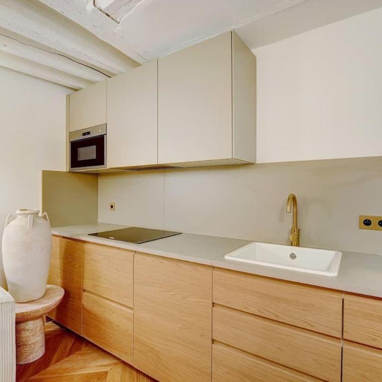 Marais studio in city center - Appartement - 8