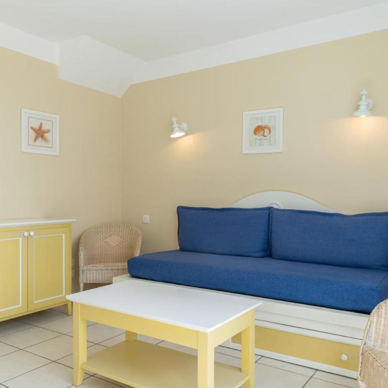 Résidence Pierre & Vacances Le Domaine de Bourgenay - Maison Standard 2 Chambres en Duplex avec Terrasse (6 Personnes) - Domaine du Moulin - 8