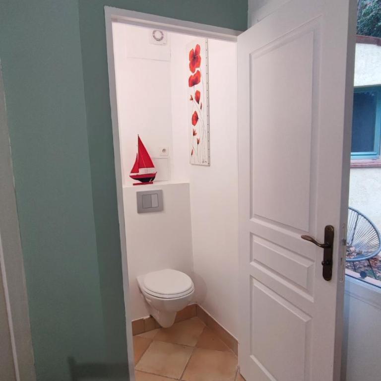 Grand studio 30 m2 dans villa avec piscine proche de Valbonne - Appartement 1 Chambre - 16