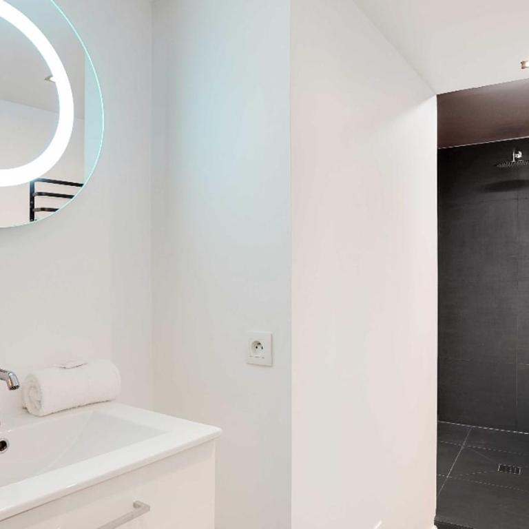 Sublime appartement 6P Montaigne, Champs-Elysées - Two-Bedroom Apartment - 16