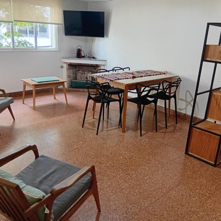 Departamento Céntrico - Apartamento de 2 dormitorios - 1