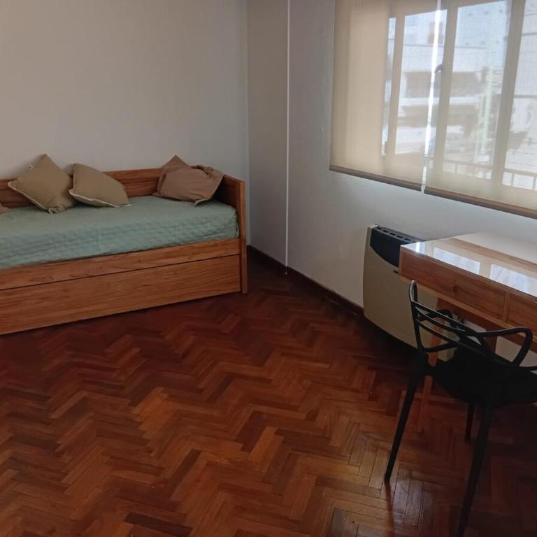 Departamento Céntrico - Apartamento de 2 dormitorios - 4