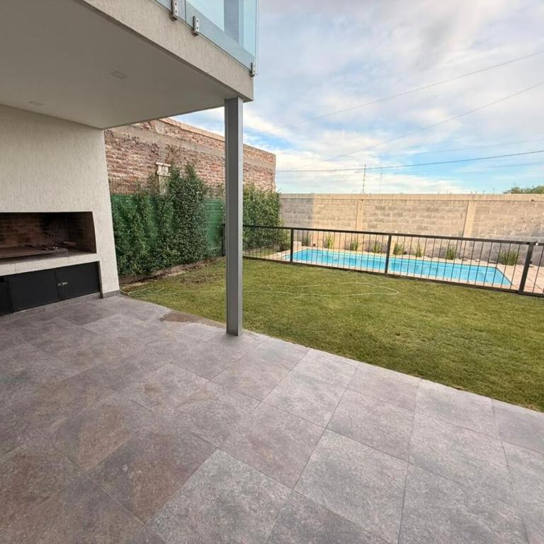 Casa con pileta y jacuzzi en Lujan de Cuyo, Mendoza - Casa de 2 dormitorios - 12