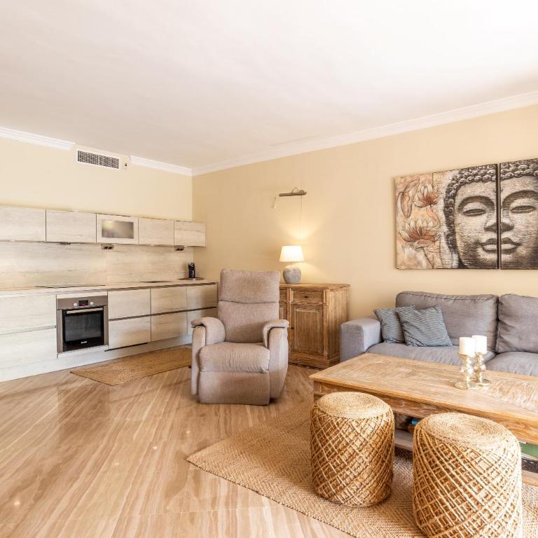 Hacienda Playa - Apartamento de 3 dormitorios con vistas - 2