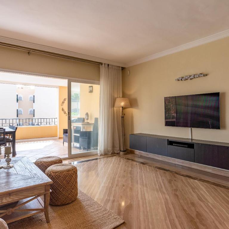 Hacienda Playa - Apartamento de 3 dormitorios con vistas - 12