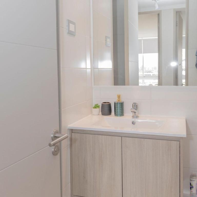 Departamento nuevo en condominio Costa Pacifico - Three-Bedroom Apartment - 20