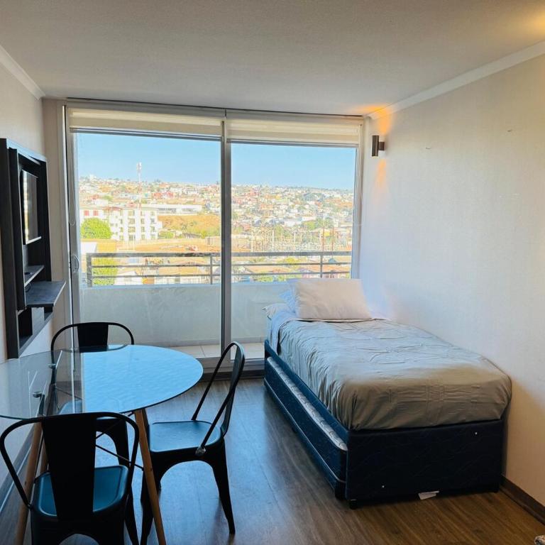 Cerro Los Placeres, Valparaíso - Three-Bedroom Apartment - 3