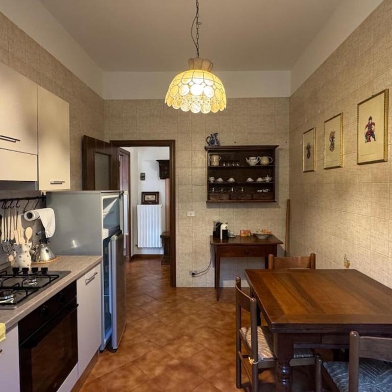 Tamburini 38 Vintage Apartment Near City Center, Parking Included - Appartamento Familiare con 2 Camere da Letto - 29