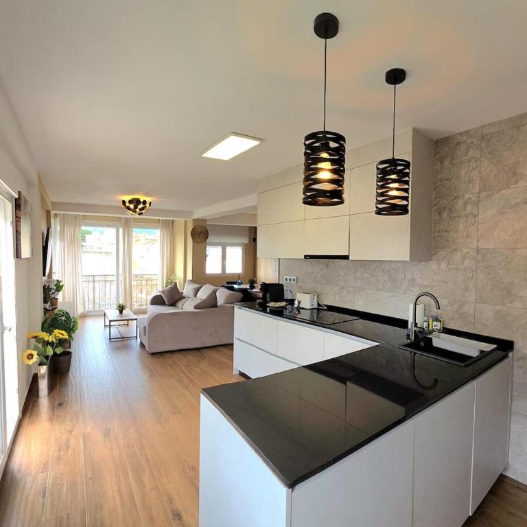 Infinity Torremolinos Spacious 2 Bedroom, 2 Bathroom Apartment by NAMASTE ELITE - Two-Bedroom Apartment - 2