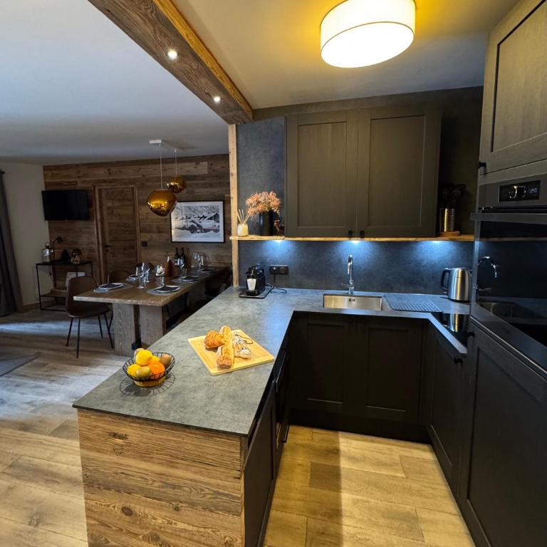 Spacious ski-in ski-out renovated apartment 4-6 pax, 161 Sources de Marie Arc 1950 - Appartement 2 Chambres - 13
