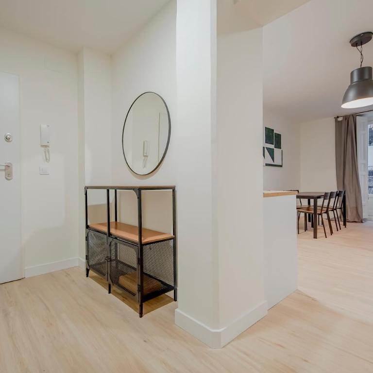 Confort para 6 desde Tirso de Molina E1 - Apartamento - 3