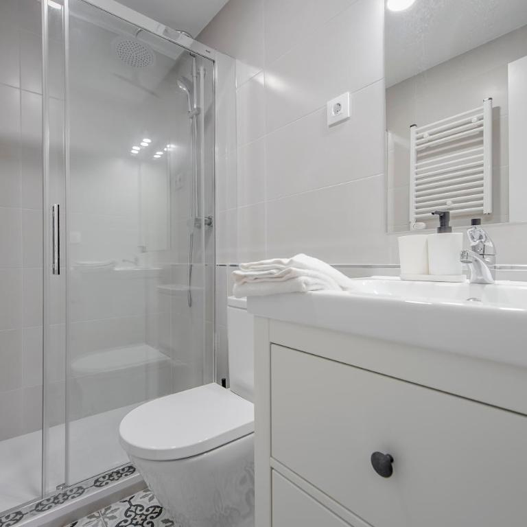 Confort para 6 desde Tirso de Molina E1 - Apartamento - 12